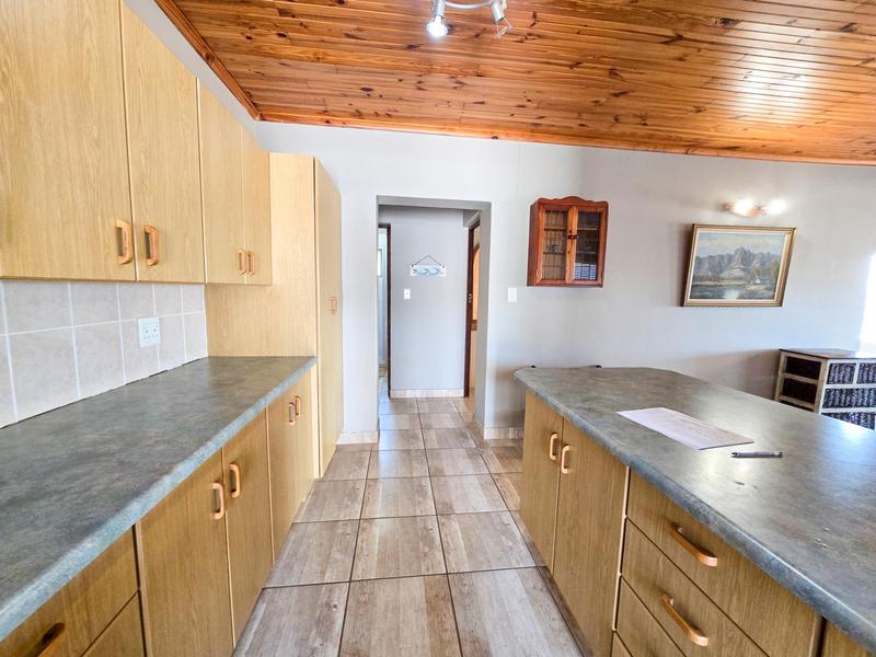 3 Bedroom Property for Sale in Stilbaai Wes Western Cape